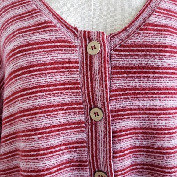 Project Social T x UO red & white striped knit top - Picture 2 of 8